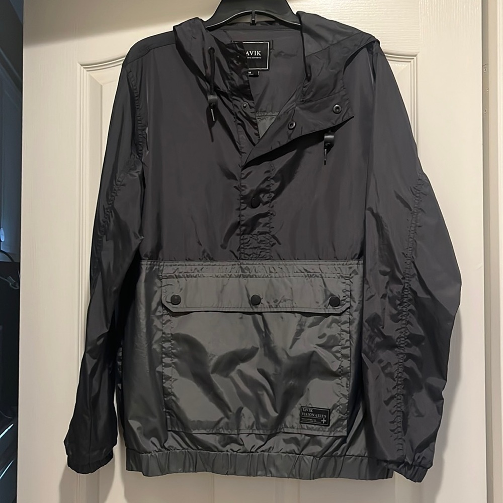 Hooded windbreaker